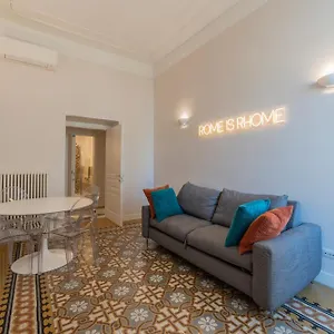 Appartamento Vintage Ottaviano, Roma